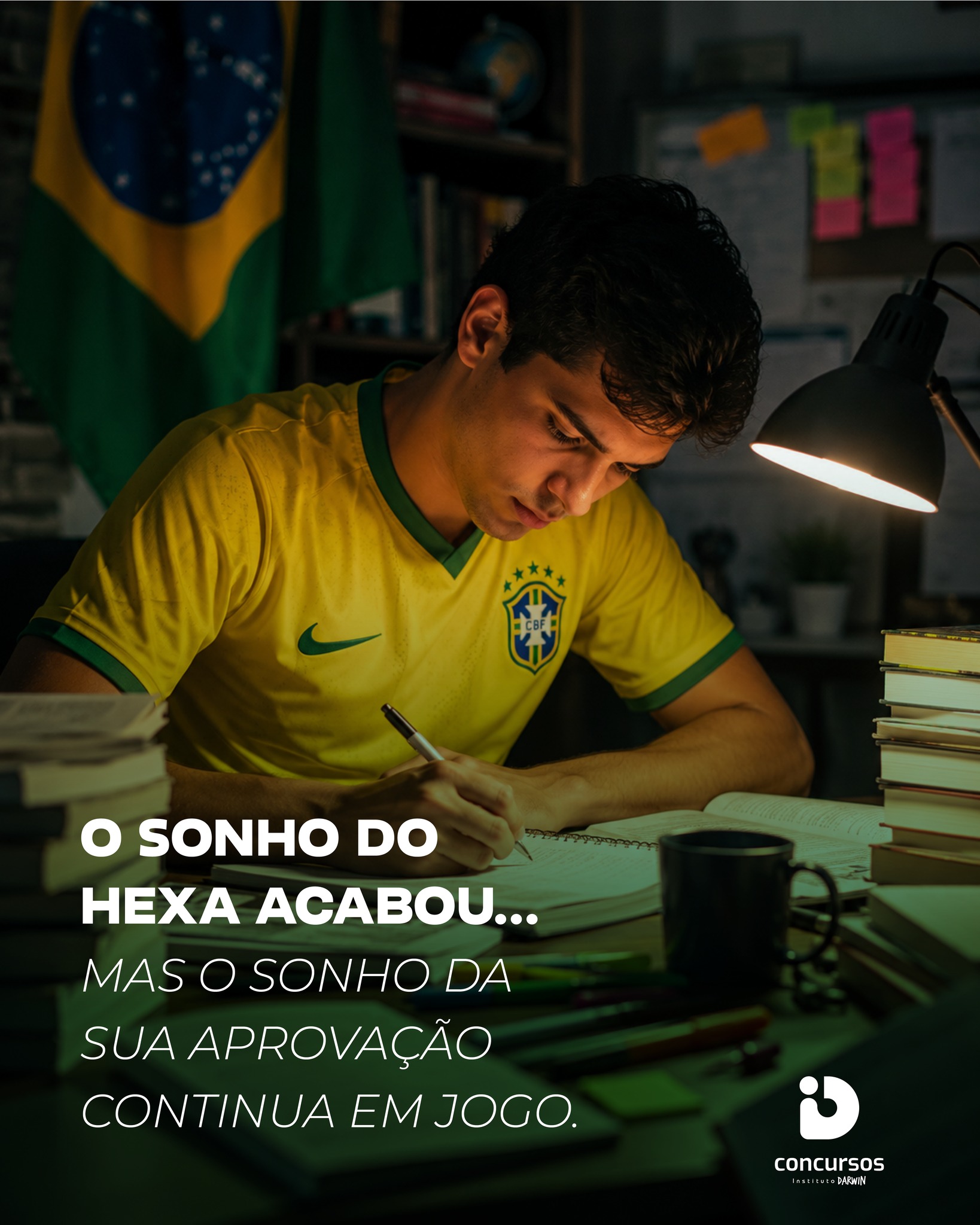 A Copa passa.
A emoção passa.
Mas a oportunidade de mudar de vida continua.
Enquanto muita gente vai esperar o próximo mundial, você pode aproveitar esse momento para dar um passo em direção ao seu futuro.
A próxima vitória pode não vir dentro de um estádio.
Pode vir com o seu nome na lista de aprovados.

📚 Volte aos estudos. O jogo da sua vida ainda está acontecendo.